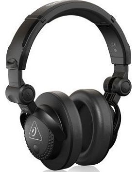 Behringer HC 200 Универсальные закрытые наушники с кабелем.